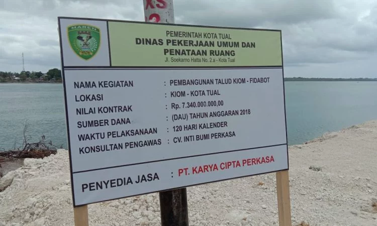 Proyek reklamasi pantai kiom tual