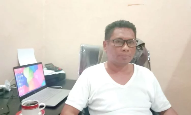 Ketua pansus tenaga honorer dprd kota tual rivai sether sh