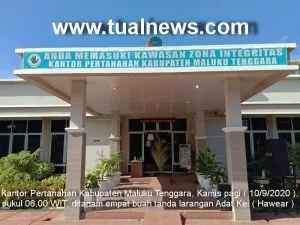 Kantor pertanahan malra ditanam sasi