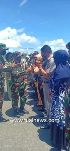 Kedatangan danrem dijemput eksekutif dan legislatif kabupaten malra dan kota tual