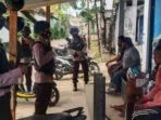 Empat personil kompi 1 yon c pelopor brimob kota tual, di propinsi maluku, sejak kamis dini hari ( 07/01/2021 ) melaksanakan kegiatan kepolisian yang ditingkatkan (kkyd) melalui patroli dialogis, memberikan sosialisasi kepada masyarakat, tentang pencegahan virus corona ( covid-19 ).