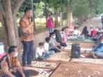 Ketua dprd kota tual, hasan syarifudin borut, se menggelar buka puasa bersama ( bukber ) di taman kota tual, minggu ( 25/04/2021 ), melibatkan dua komunitas islam dan kristen