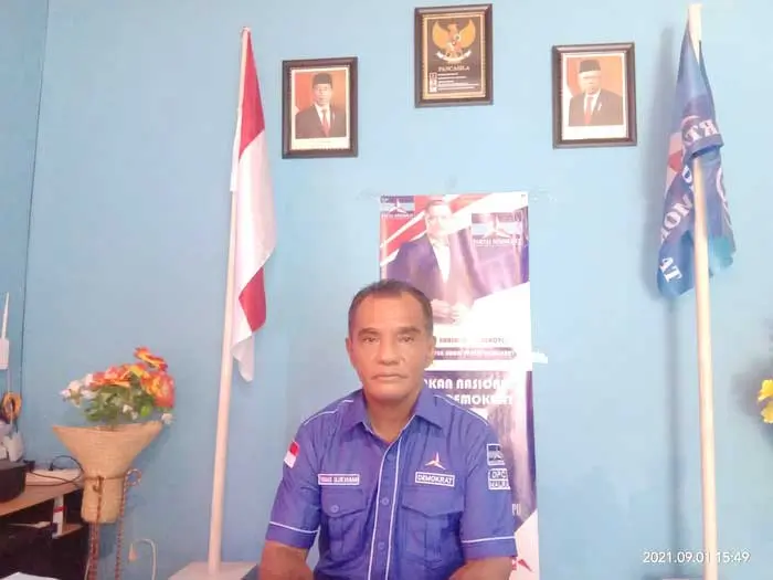 Plt-sekretaris-dpc-demokrat-kabupaten-malra-thomas-ulukyanan