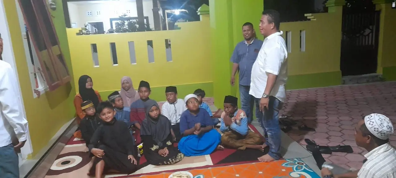 Ketum fpmm umar kei bertemu para santri di kota tual