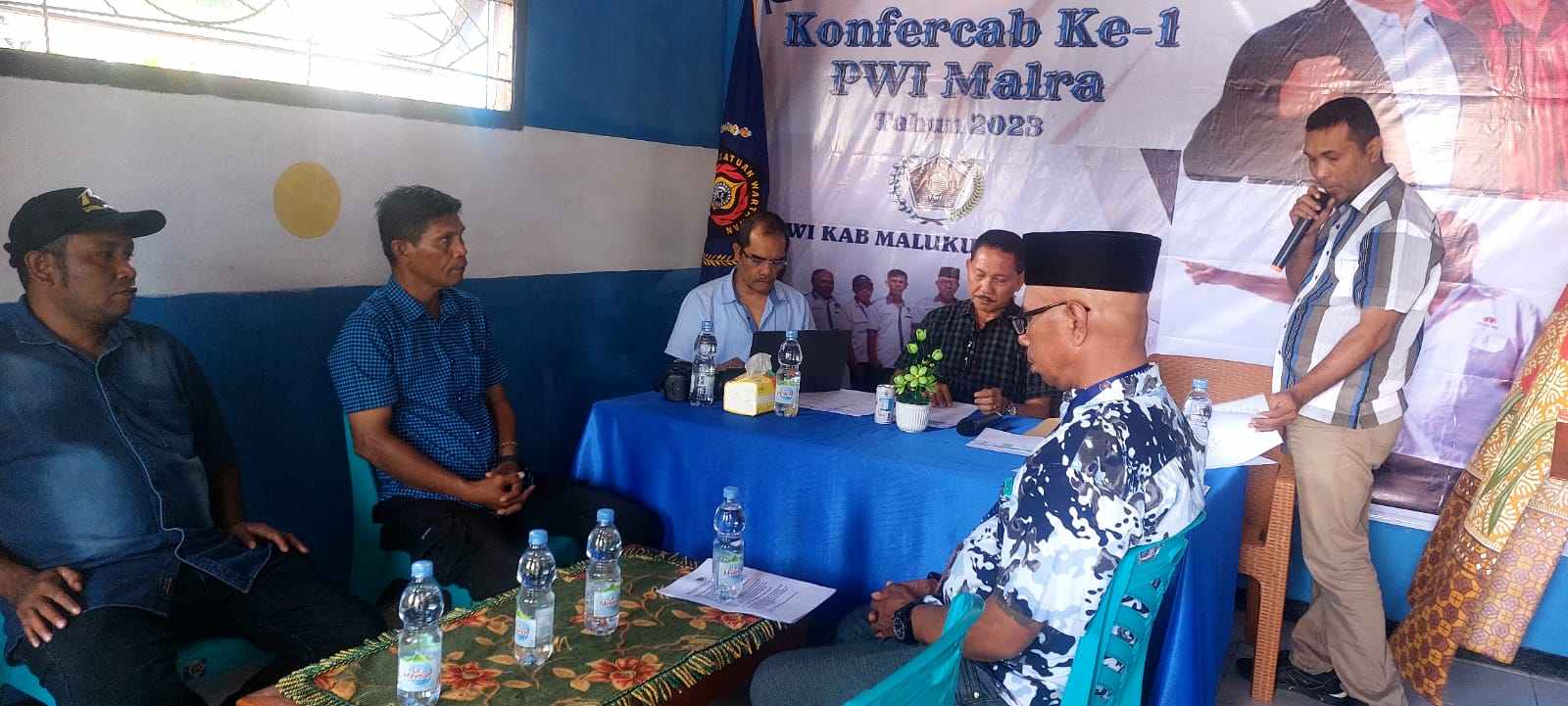 Konfercan i pwi kabupaten malra di jalan laskar merah - putih, sabtu 19 agustus 2023