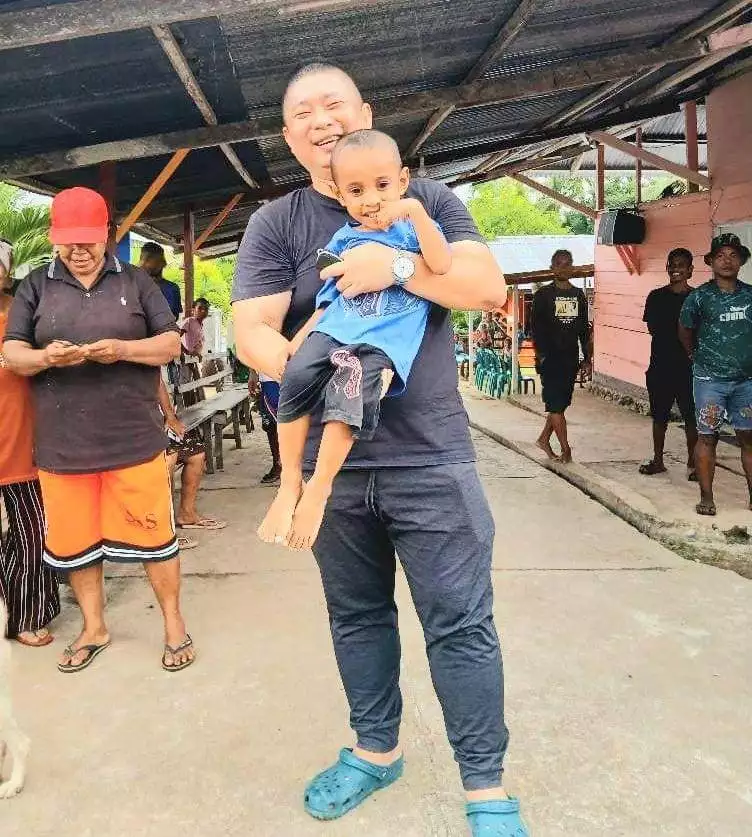 Balon bupati malra, veki suanthie berpotensi di ohoi ohoira, usai tim daftar bacabup di dpc pdi perjuangan kabupaten maluku tenggara, rabu 17 april 2024